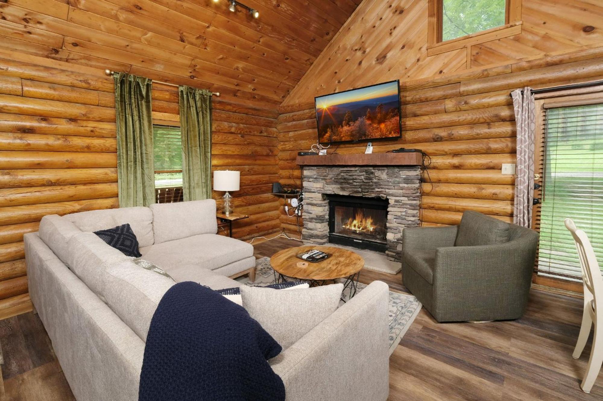 Grove Creek Cabin 蓋特林堡 外观 照片